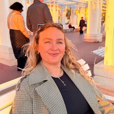 Looking for a room and to hopefully make friends! Main Photo