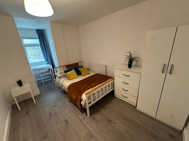 💎Spacious double room near Oval💎 Main Photo