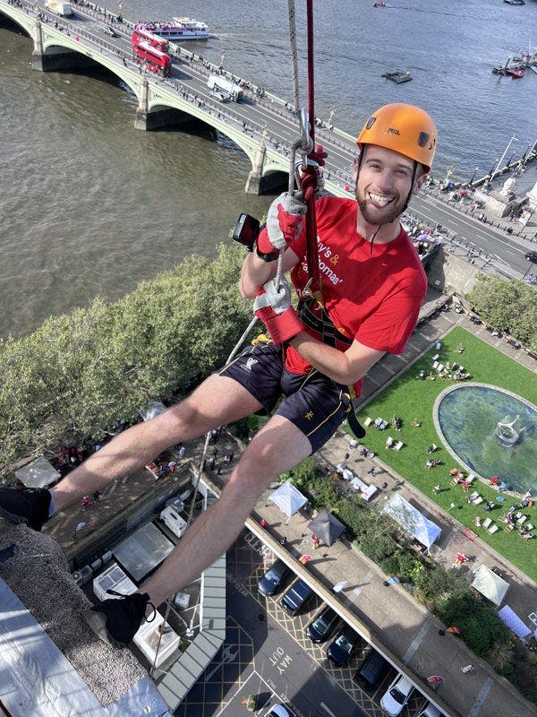 Friendly Professional Looking For A Home!  Main Photo