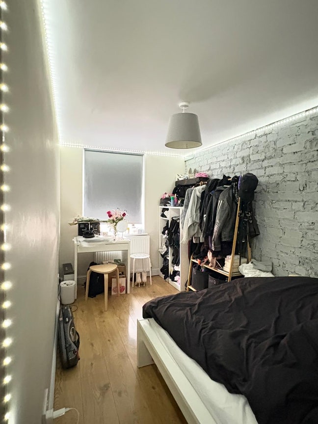 Double Bedroom Available  Main Photo