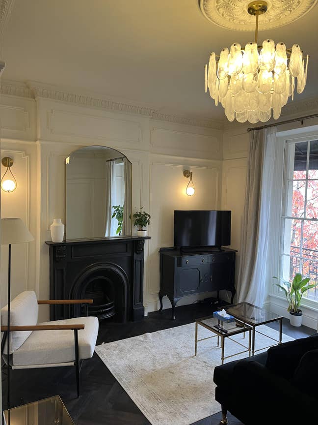 1 bed period Clifton balcony flat-private parking Main Photo