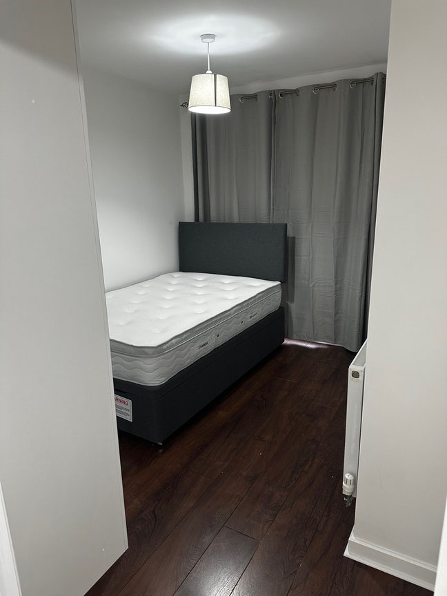 En-Suite room Main Photo