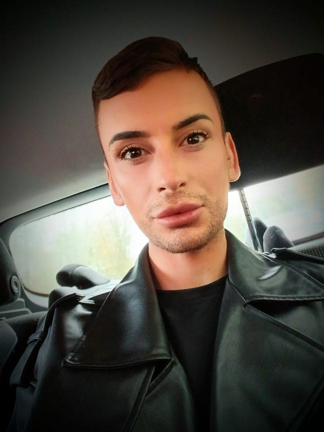 29 year old Male seeks a single or double room Main Photo