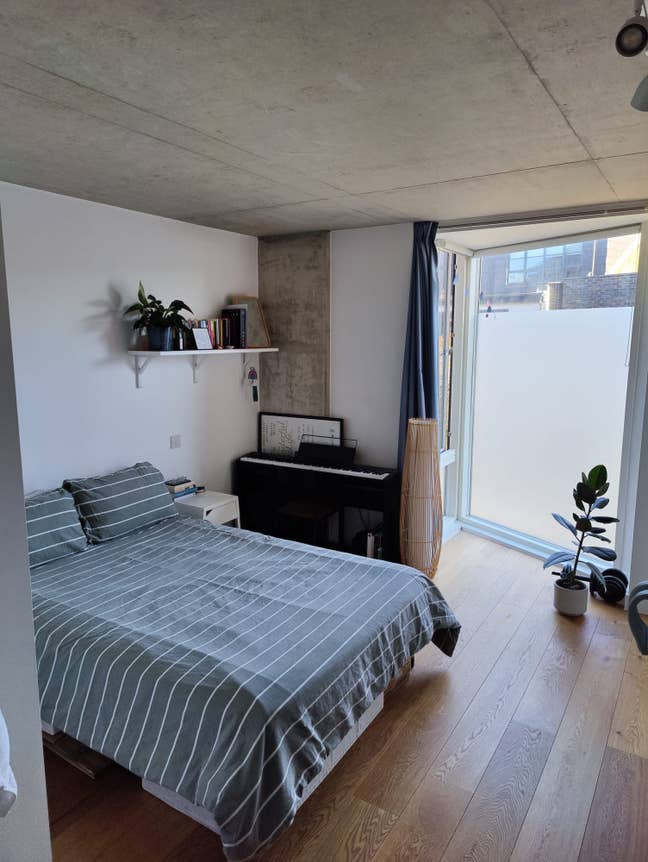 2 rooms - Huge double and en-suite in Homerton Main Photo