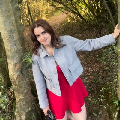 Looking to move closer to office Main Photo