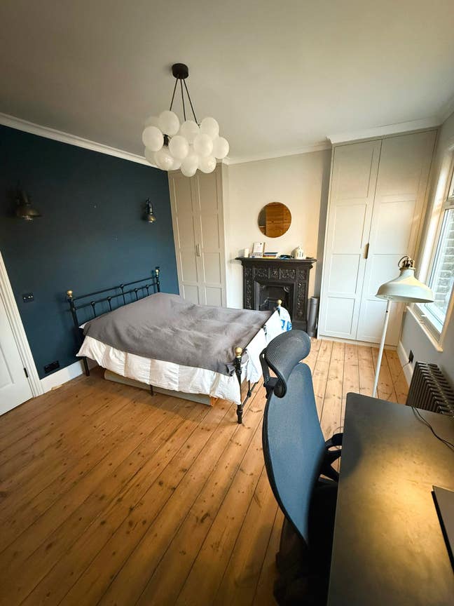 Spacious Double Room in Friendly Home in Newham Main Photo