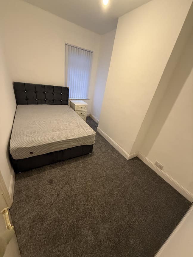 One big room  Main Photo