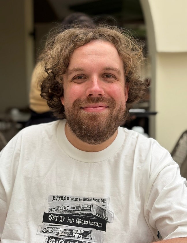 David, 32. Professional Male. Main Photo