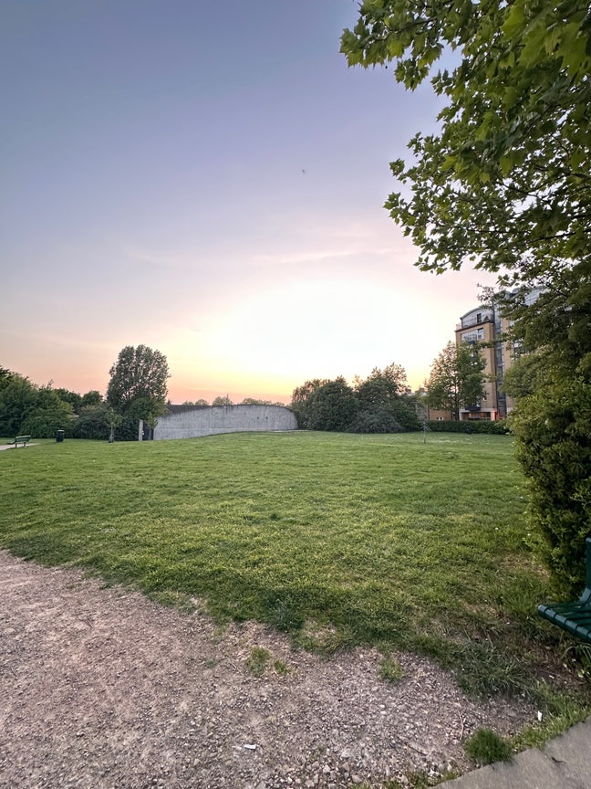 Cozy & Clean Double Room SE16 - Canada Water  Main Photo