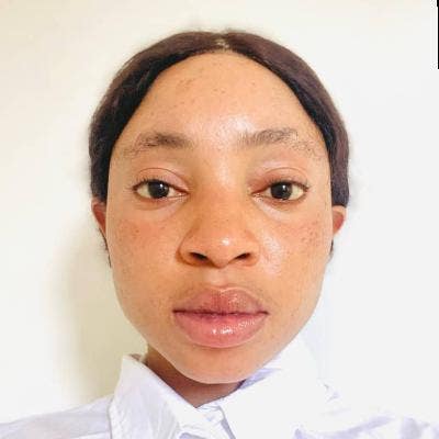 Female student looking for a shared room  Main Photo