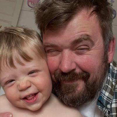 35 year old chef looking for a new start  Main Photo