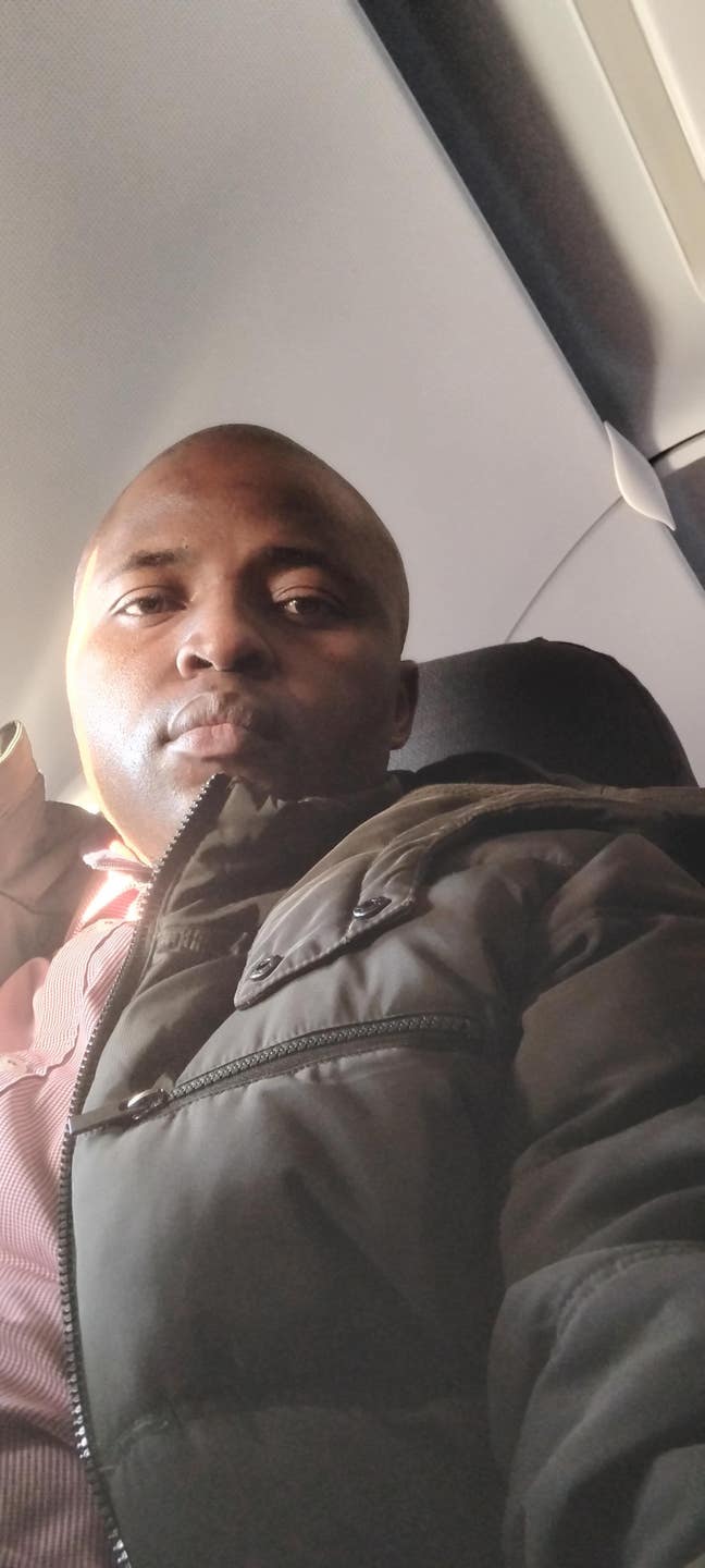 Professional Male seeks a single or double room Main Photo