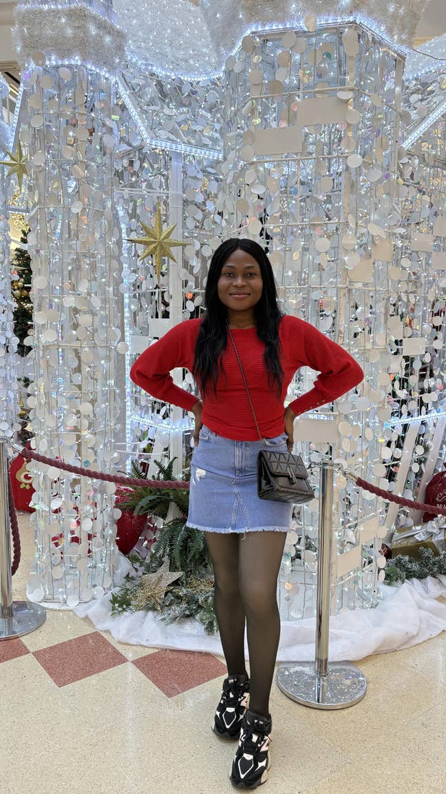 Professional Female seeks a single or double room Main Photo