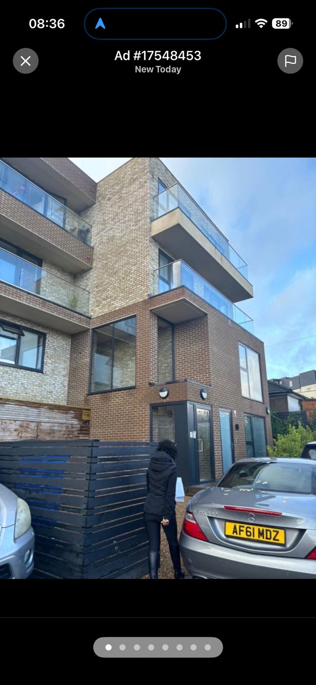 Double Room with Bathroom in New Build Flat  Main Photo