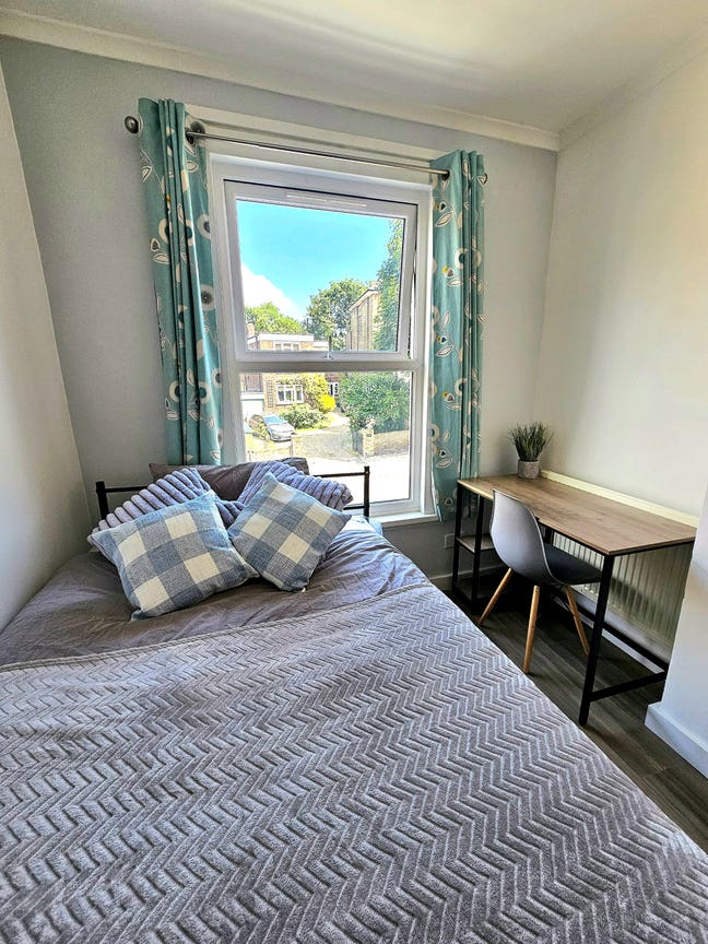 Greenwich Double room available! Main Photo