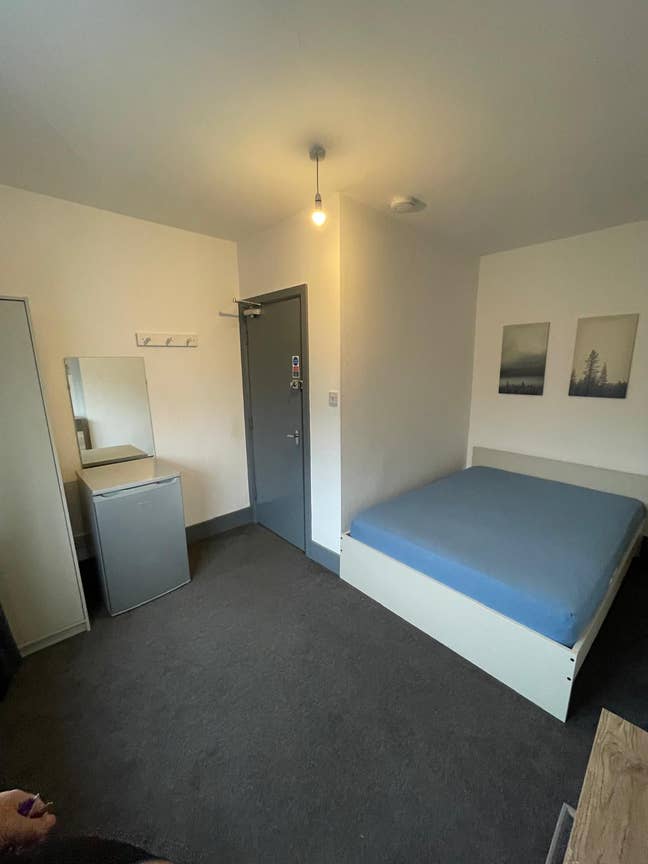 Spacious Rooms in Refurbished Hmo @ DN6 7Rp Main Photo