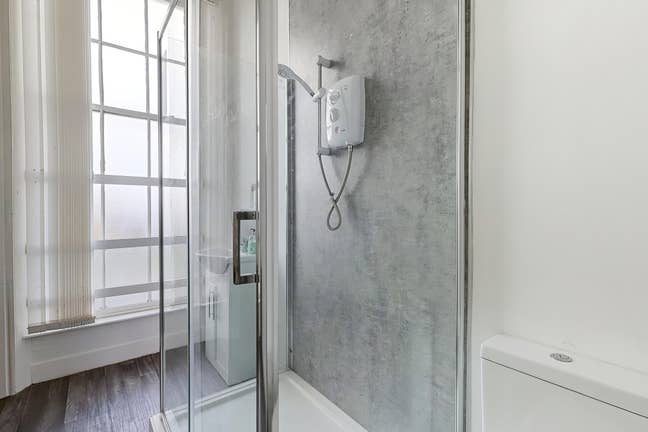 Rooms To Let - Short Walk to City Centre Main Photo