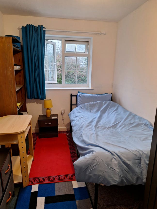 Room to let in Highworth Main Photo