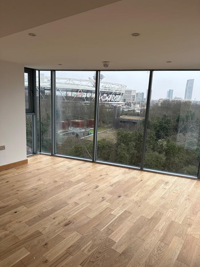 Luxury 2 Bedroom Apartment in Bow E3 Main Photo