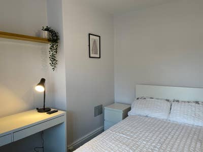 3-Bedroom Fully Furnished House - Plumer Street Main Photo