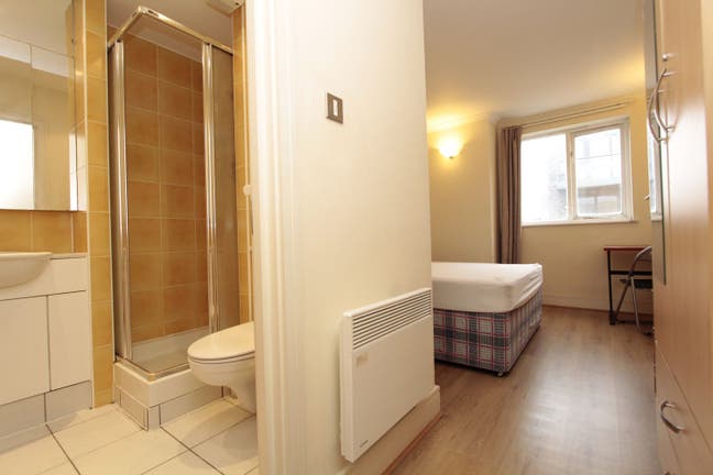 Ensuite - Algate - 2 People Welcome Main Photo