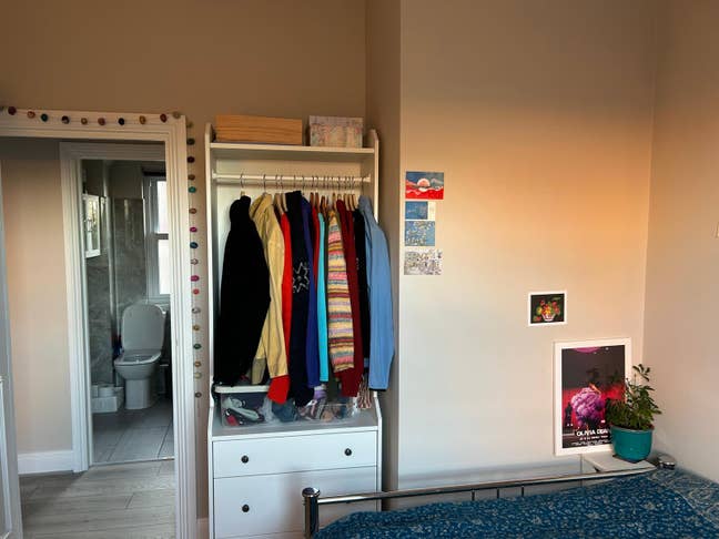 Double room available in 2-bed flat Main Photo