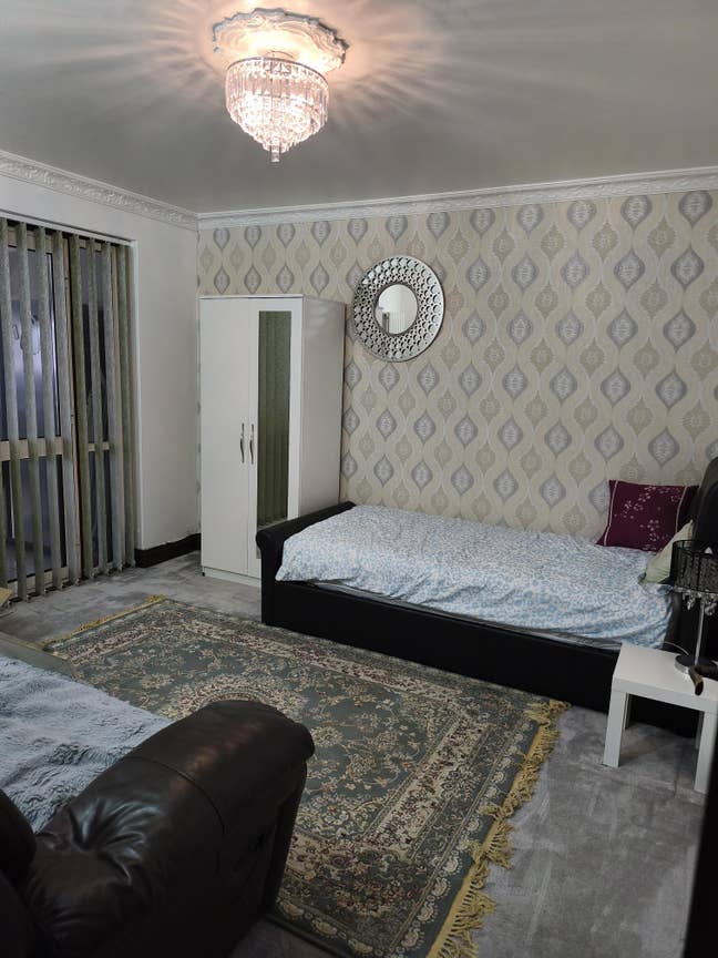 Double room for single professional  Main Photo