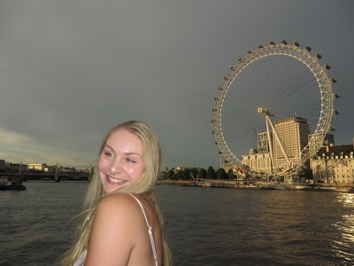 Professional looking for en suite room Main Photo