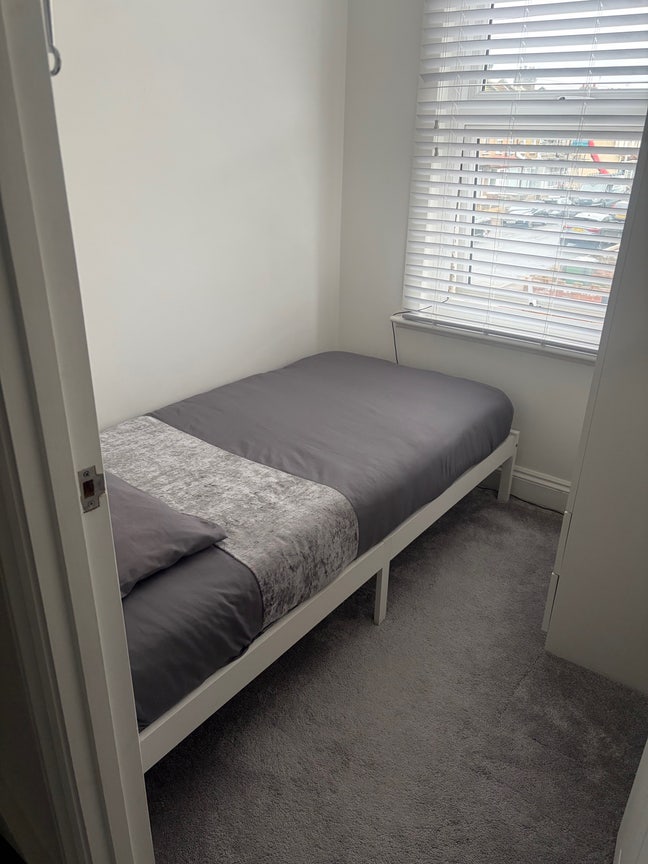 Single Box Room - East Ham - Furnished  Main Photo
