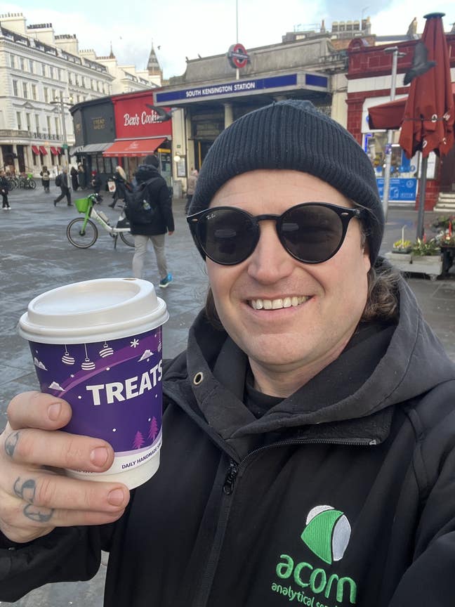 Working class hero  Main Photo