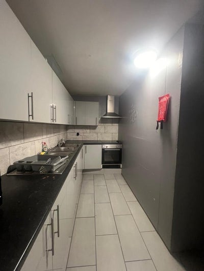  Ensuite  Studio  Flat  in  Harrow  HA2  Main Photo