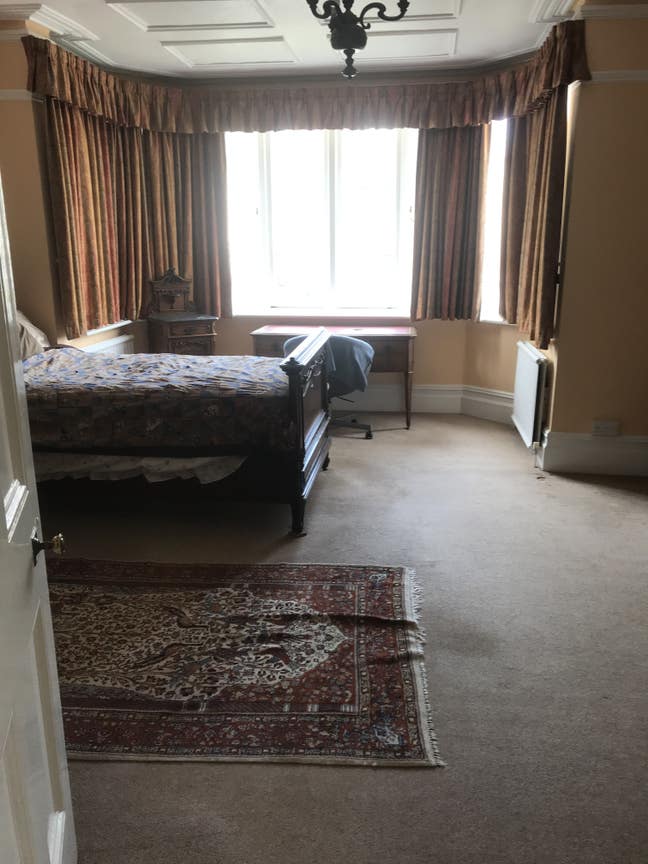 Weekday room available in Putney Main Photo