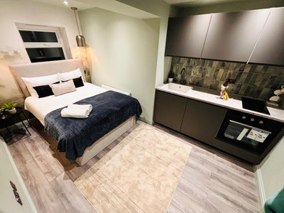 ✨ 🏡 2X Studios Flat to Let in/ Streatham  Main Photo