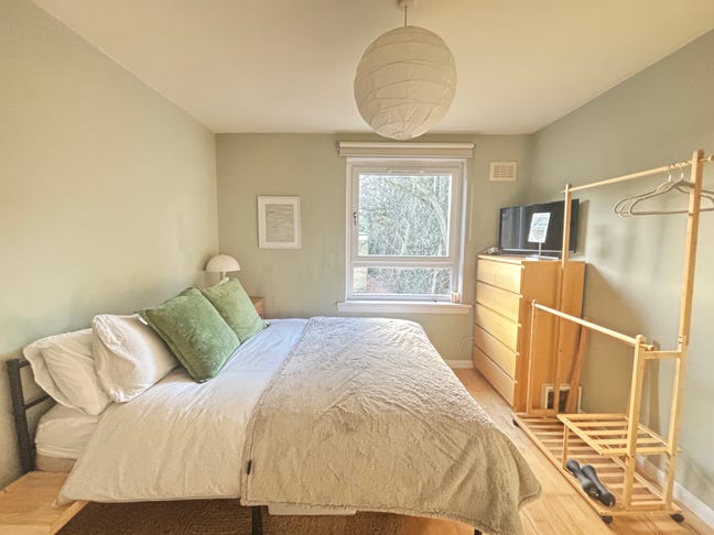 Bright, Spacious Double Room in Friendly Ravelston Main Photo