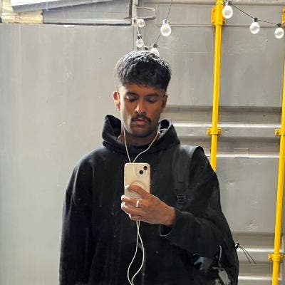 Looking for a room in a 2-3bed, North/East London Main Photo