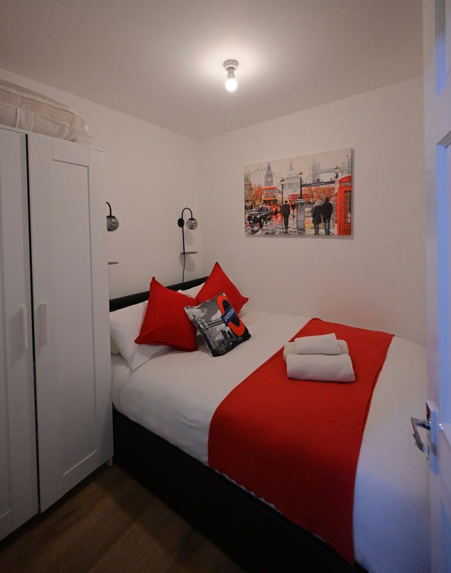 2 Bedroom Apart in E&C- Kennington, All Included Main Photo