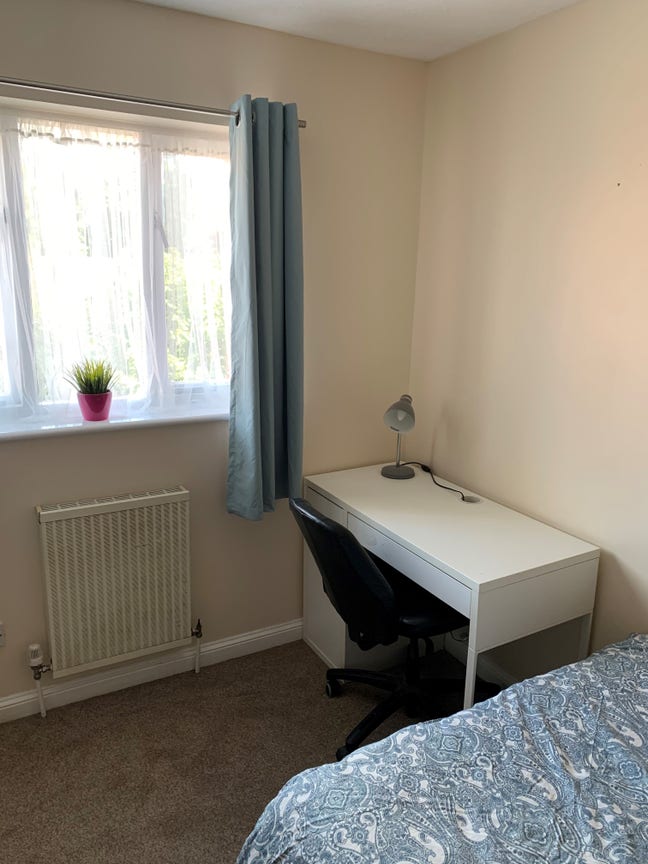 *Large en-Suite Double Room For Students*  Main Photo