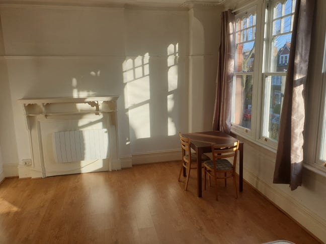 Self Contained Studio Muswell Hill N10 Main Photo