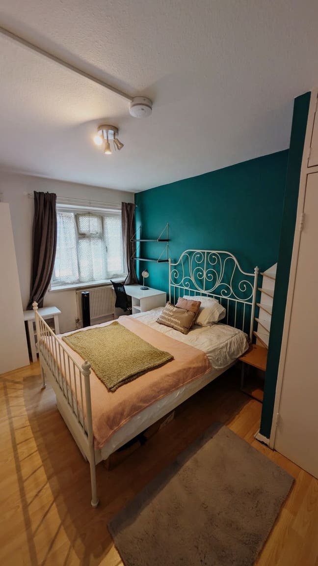 Cozy Double Room in Killburn NW6 Near Killburn Stn Main Photo