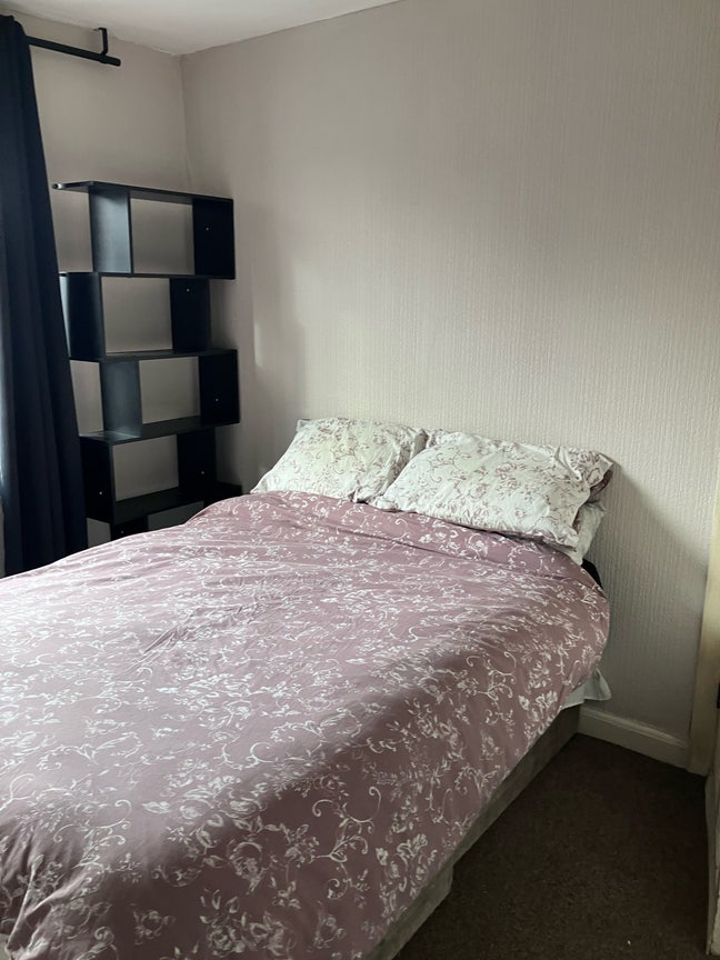 Double room to rent Main Photo
