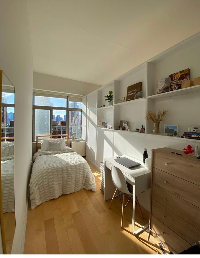 Single room available  Main Photo