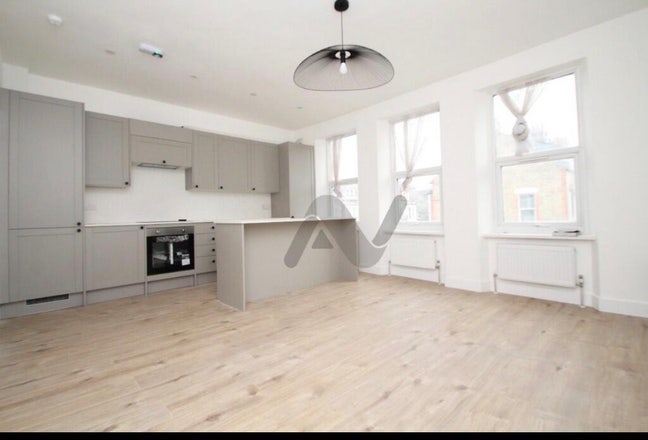 Two Doubles in North London - Harringay/Crouch End Main Photo