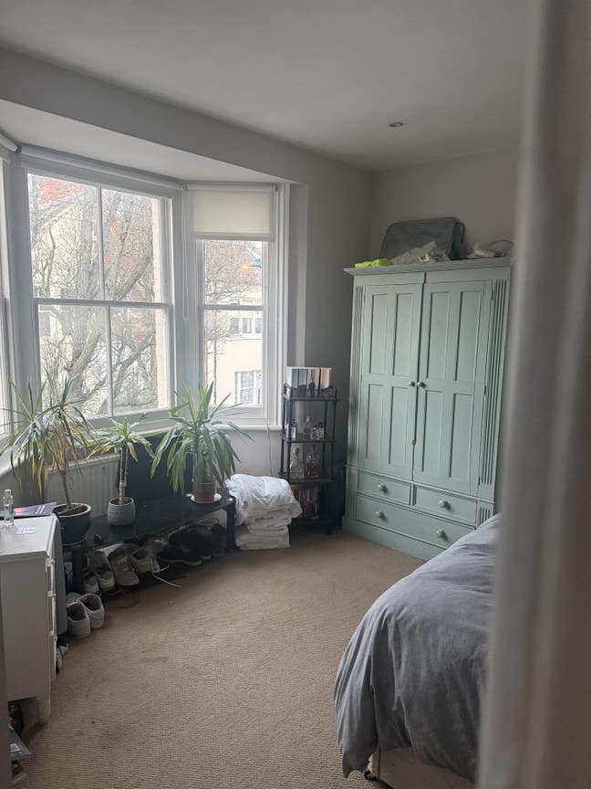 Large double en-suite in Fulham Main Photo