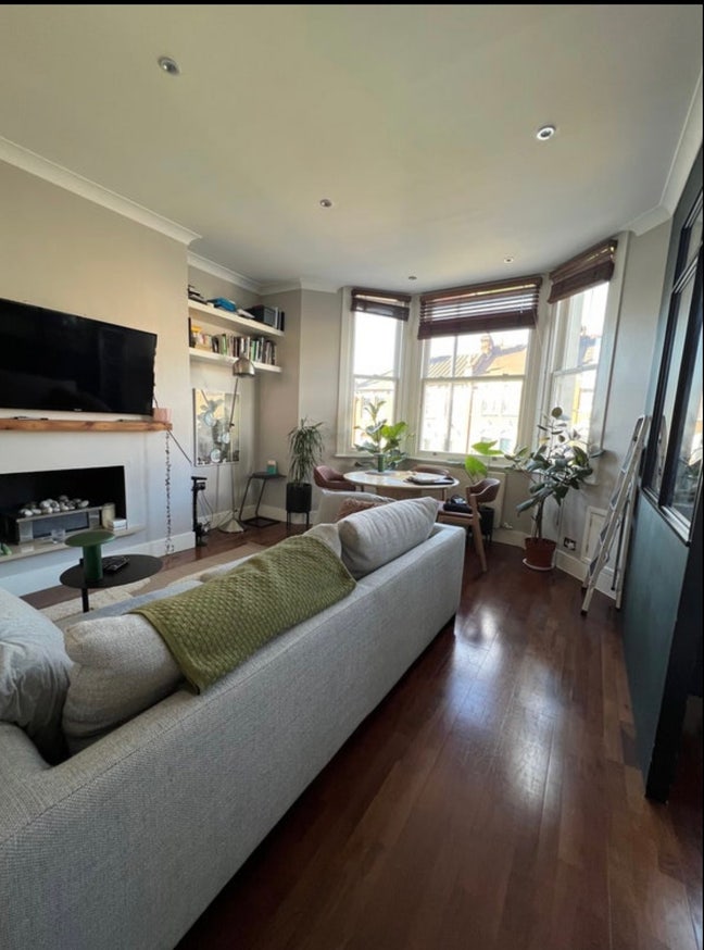 ✨Bright Double Room + Private Bathroom - 2mins CJ Main Photo