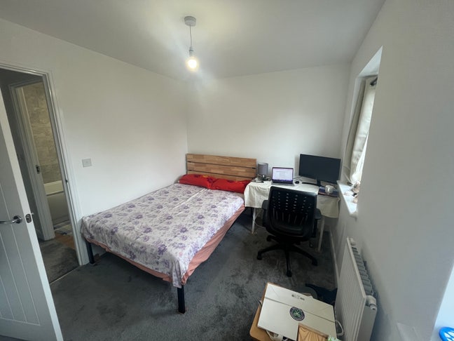 Seeking a lodger to occupy a double room Main Photo