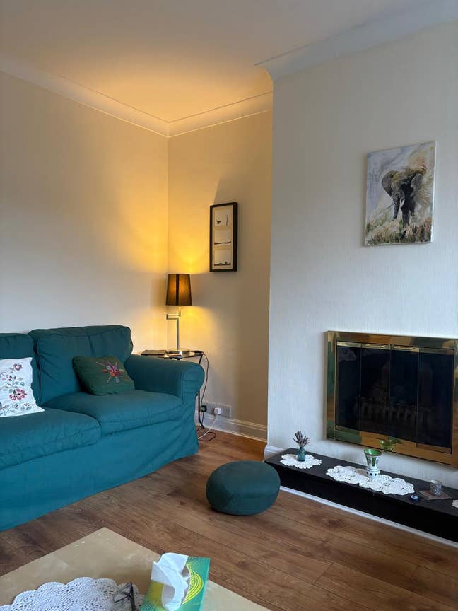 Large comfortable room in Wimbledon Main Photo