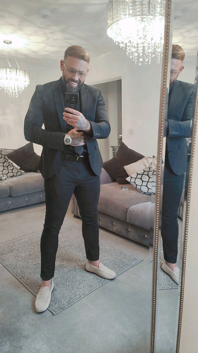 Looking for a house share or studio apartment Main Photo