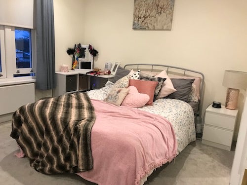 Lovely Double Rooms in Wimbledon Main Photo