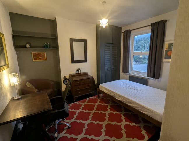 St Albans - Only Two Minutes Walk Thameslink Main Photo