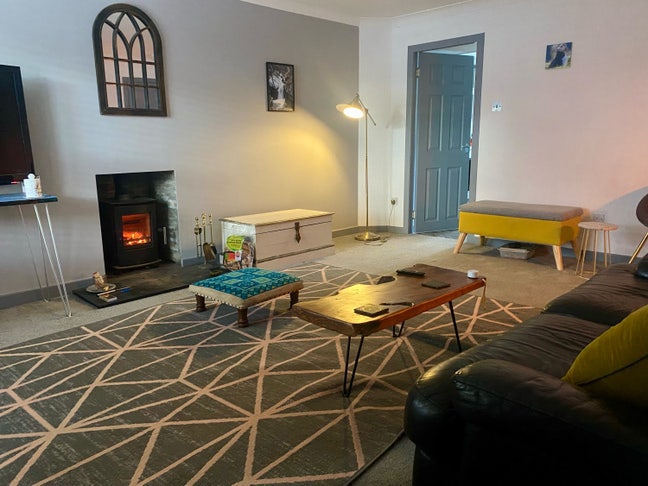 Freshly decorated Double Room, Stanley Main Photo